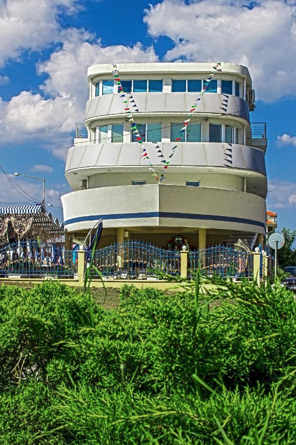 Семеен Хотел "Кораб Ренеса" Rawda Exterior foto